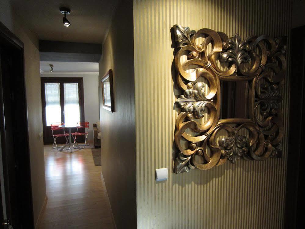 Apartamentos Alcoba De Baco バルバストロ エクステリア 写真